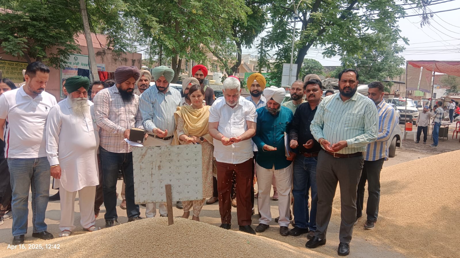 During current procurement season, 4.19 LMT wheat arrived in mandis of State: Lal Chand Kataruchak